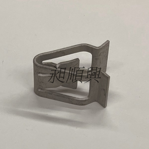 汽車扣具